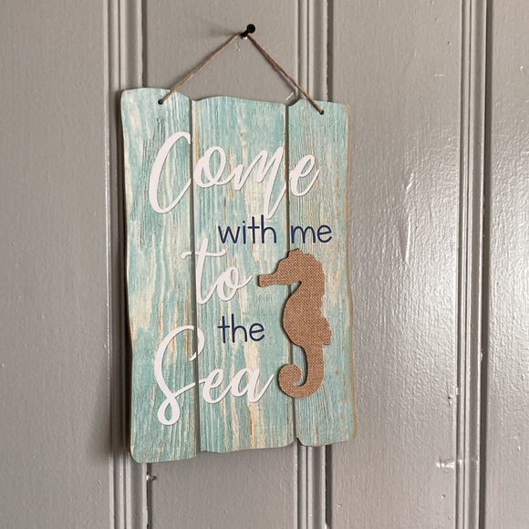 NWT Rustic Seafoam Slatted Wood Come with me to the Sea Seahorse Home Decor Sign - Picture 6 of 9
